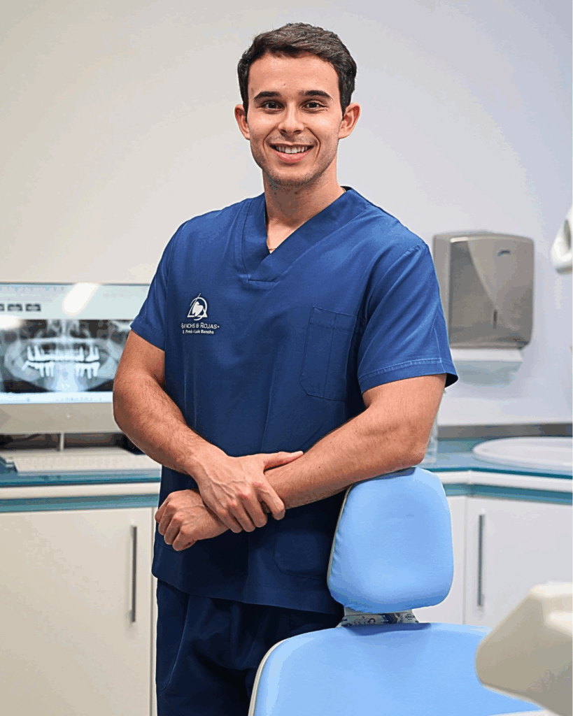 Dr. Eduardo Banchs Rojas_ Dentista en Lucena